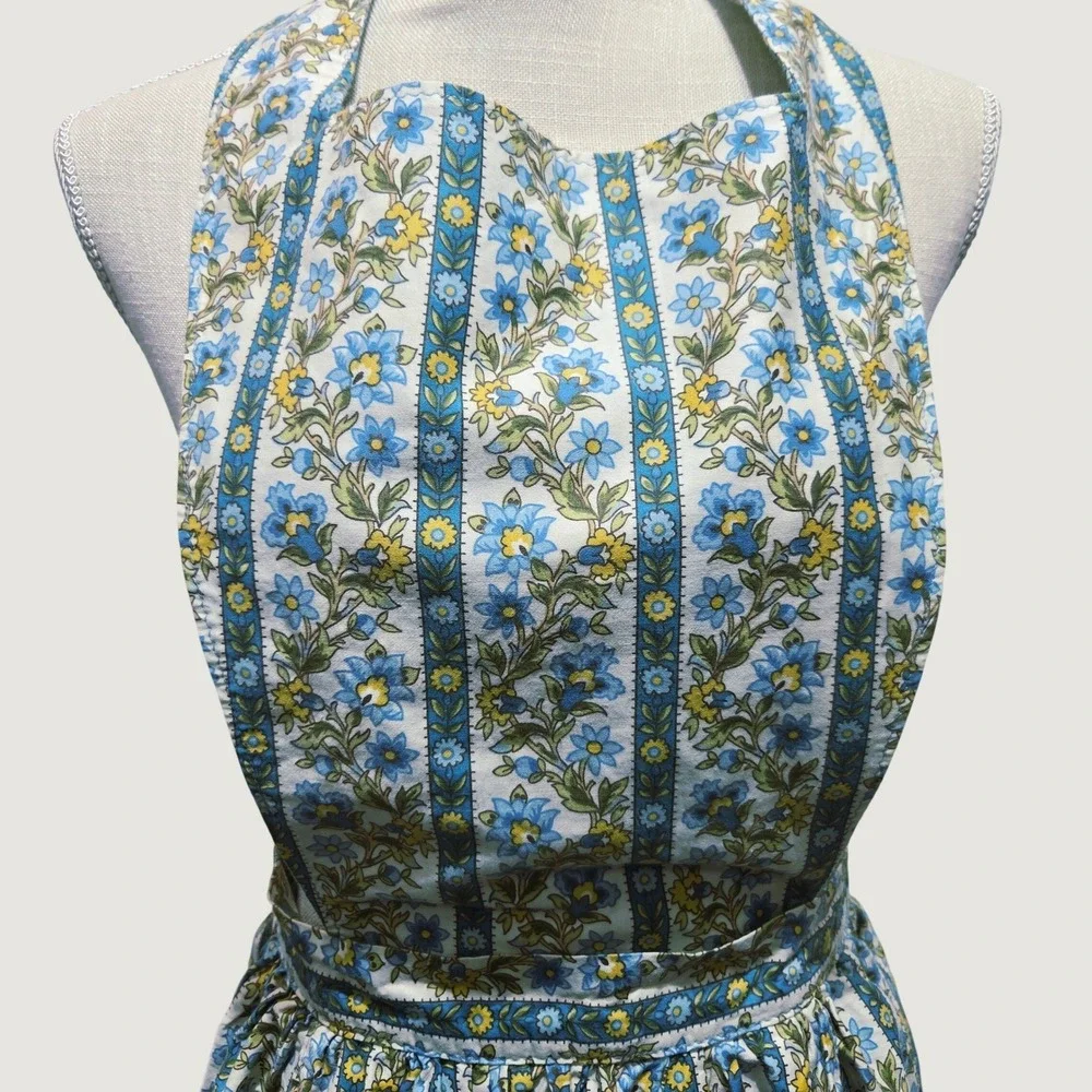 Apron Vintage Handmade Floral Removeable Bib One Size Cottagecore Prairie #1234